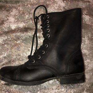 Women’s boots
